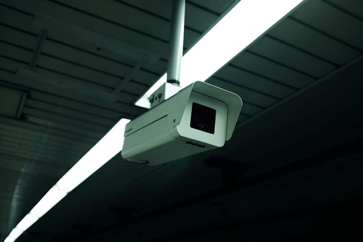 Commercial CCTV camera monitoring